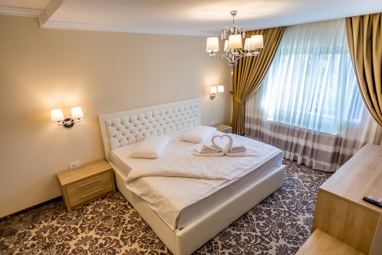 J'Adore Boutique Hotel Lugoj Eksteriør billede