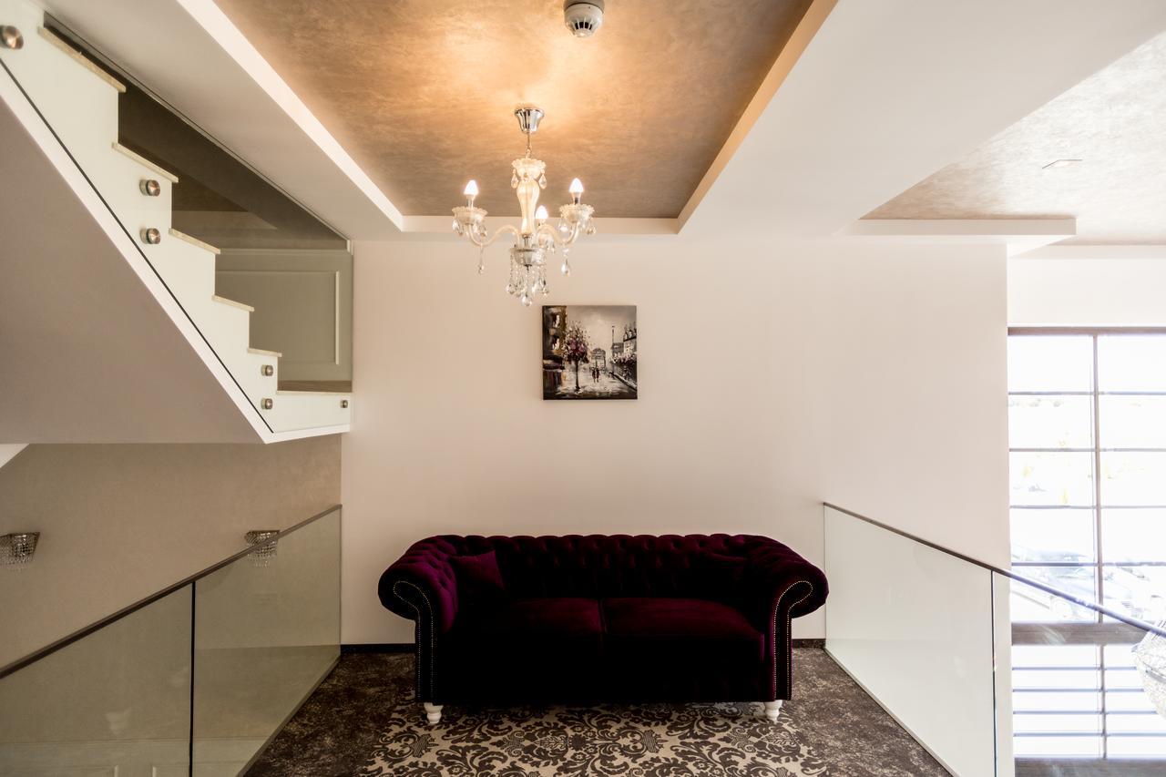 J'Adore Boutique Hotel Lugoj Eksteriør billede