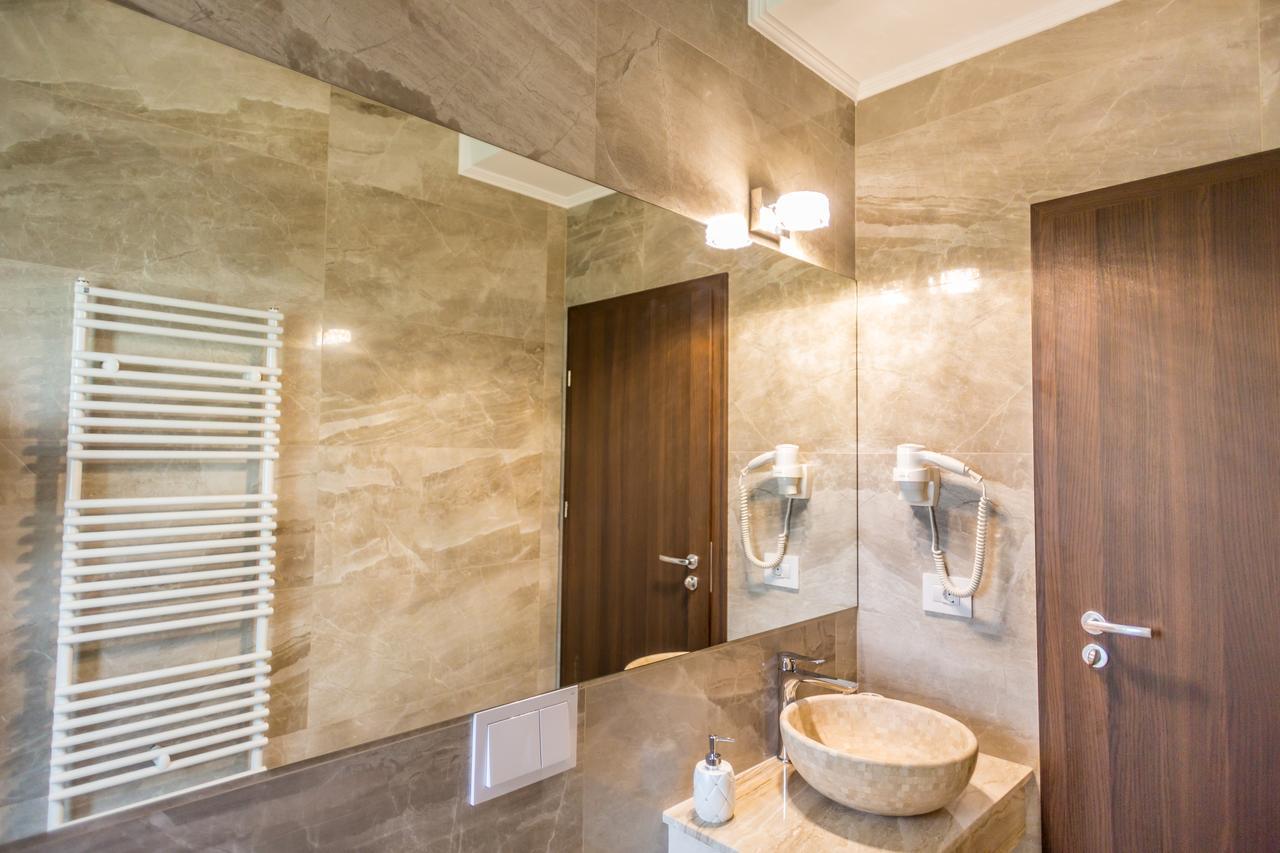 J'Adore Boutique Hotel Lugoj Eksteriør billede