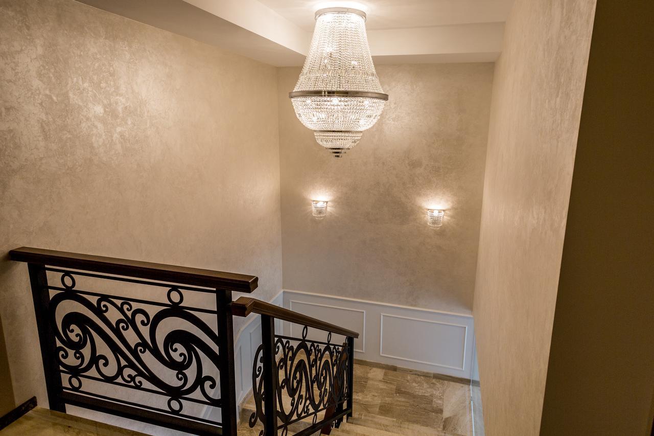 J'Adore Boutique Hotel Lugoj Eksteriør billede